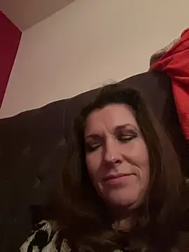 Lwhite1 online show from 02/02/25, 12:09