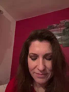 Snapshot of Lwhite1 chatting on 02/05/25, 12:20 Lwhite1 online show from 02/05/25, 12:20