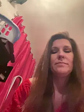 Snapshot of Lwhite1 chatting on 02/16/25, 11:37 Lwhite1 online show from 02/16/25, 11:37