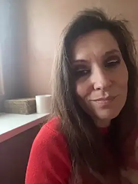 Snapshot of Lwhite1 chatting on 03/10/25, 05:18 Lwhite1 online show from 03/10/25, 05:18