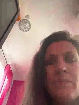 Snapshot of Lwhite1 chatting on 03/20/25, 04:42 Lwhite1 online show from 03/20/25, 04:42