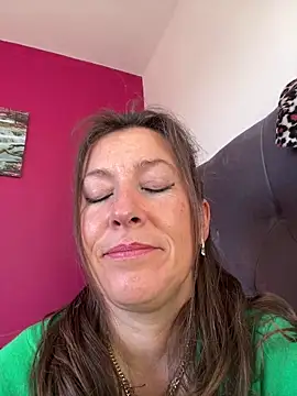 Lwhite1 online show from 03/17/26, 04:43