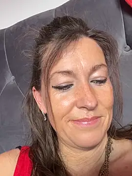 Lwhite1 online show from 04/12/26, 02:33