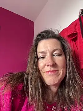 Lwhite1 online show from 05/03/26, 02:23