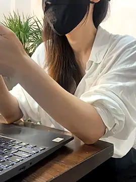 Annabody online show from 10/11/25, 08:57