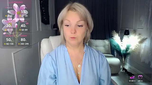 Juarnea online show from 09/13/25, 09:14