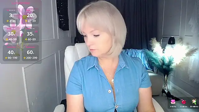 Juarnea online show from 09/26/25, 01:26