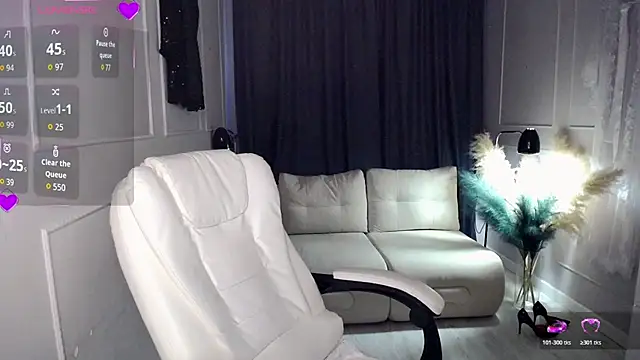 Juarnea online show from 11/13/25, 07:29