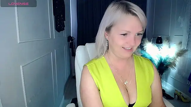 Juarnea online show from 04/16/26, 10:27