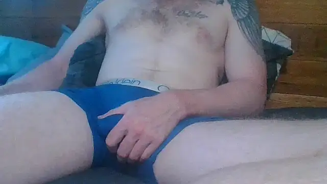 Snapshot of Theo-rose10 chatting on 11/13/25, 11:36 Theo-rose10 online show from 11/13/25, 11:36