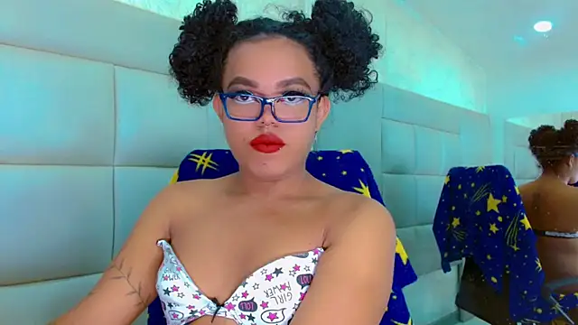 KayleighDreams  online show from 02/07/25, 04:59