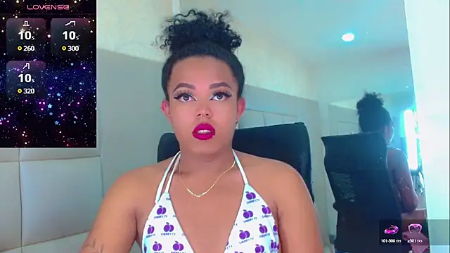 KayleighDreams  online show from 03/08/25, 06:32