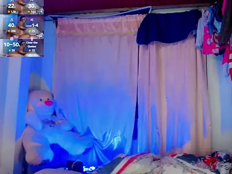 KayleighDreams  online show from 09/11/25, 05:51