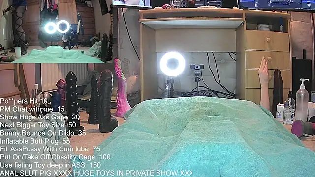 Snapshot of ClairTS chatting on 01/17/25, 10:23 ClairTS online show from 01/17/25, 10:23