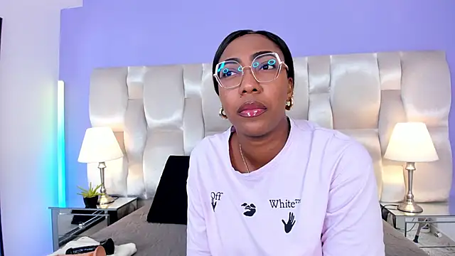 Snapshot of dirtyvictoria chatting on 10/13/25, 12:49 dirtyvictoria online show from 10/13/25, 12:49