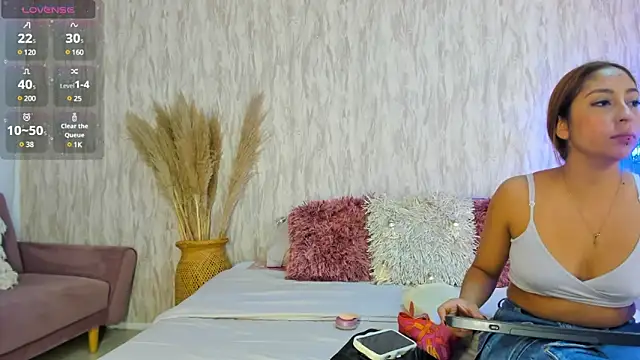 emily parkerr online show from 01/07/25, 09:25