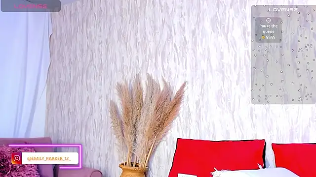 emily parkerr online show from 02/16/25, 06:32