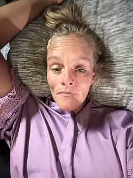 vixendoll87 online show from 02/14/25, 05:57