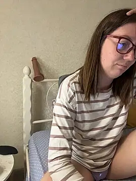 BeatriceTender online show from 05/04/26, 06:04