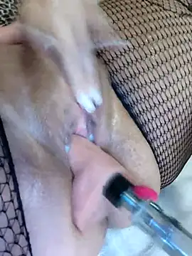 Sexycouplexxx69 online show from 03/04/25, 11:29