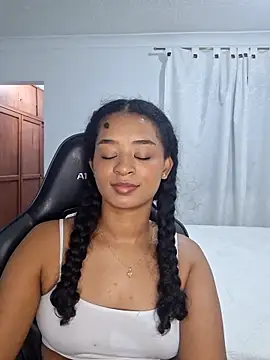 avellanatammy online show from 04/21/26, 02:51