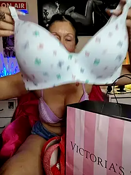 Snapshot of TheDime chatting on 04/07/26, 07:03 TheDime online show from 04/07/26, 07:03