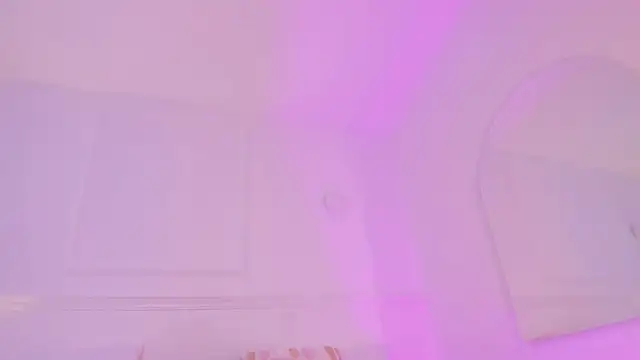 Snapshot of pamelaa_vega chatting on 11/26/25, 12:28 pamelaa vega online show from 11/26/25, 12:28