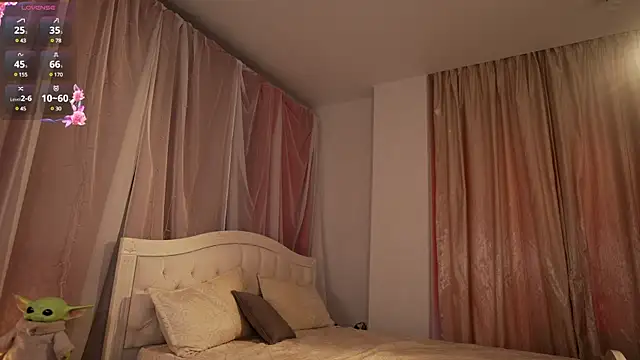 Snapshot of AlisaLore chatting on 02/23/25, 10:06 AlisaLore online show from 02/23/25, 10:06