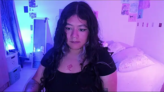 StephaniFox online show from 01/28/25, 02:11