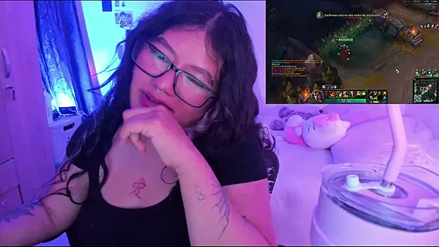 StephaniFox online show from 01/28/25, 05:11