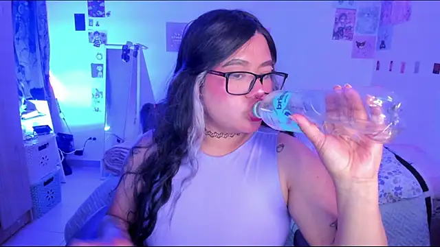 StephaniFox online show from 01/30/25, 02:06