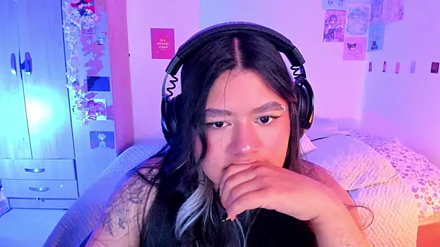 StephaniFox online show from 02/26/25, 06:11