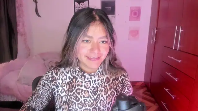 StephaniFox online show from 01/17/26, 12:04