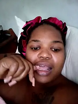 Snapshot of ScorpioNovember10 chatting on 04/16/26, 12:28 ScorpioNovember10 online show from 04/16/26, 12:28