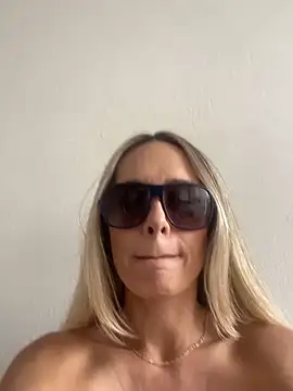TatianaRico online show from 05/11/26, 07:33