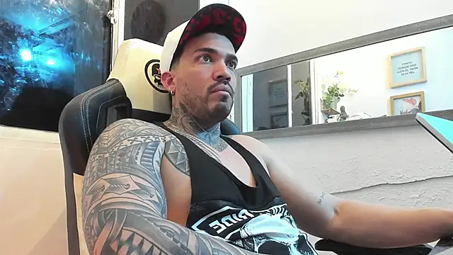 Snapshot of Angel_sex_latin chatting on 02/09/25, 05:40 Angel sex latin online show from 02/09/25, 05:40