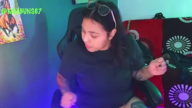 miacanela xo online show from 10/05/25, 12:42