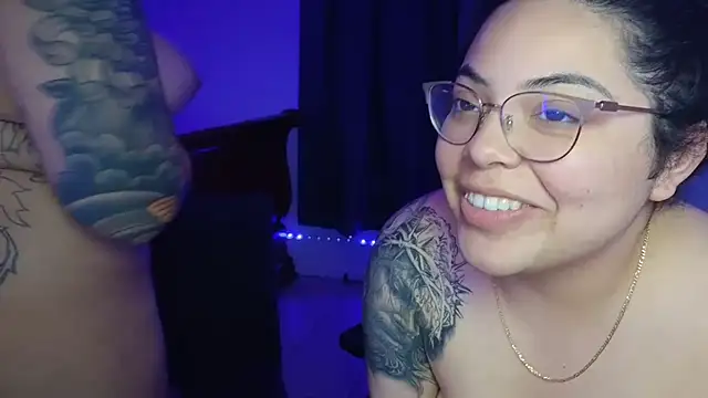 miacanela xo online show from 11/05/25, 02:00