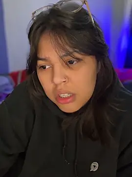 miacanela xo online show from 12/15/25, 01:10