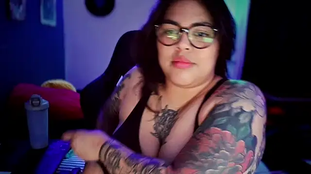 miacanela xo online show from 04/01/26, 02:01