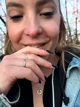 LiliMorganxxx online show from 02/06/26, 04:32