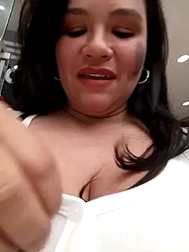 Julieta-tits online show from 12/04/24, 07:34