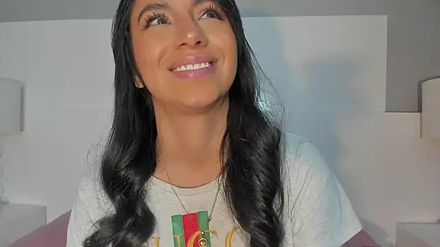 Tamaraakins online show from 03/22/25, 03:42