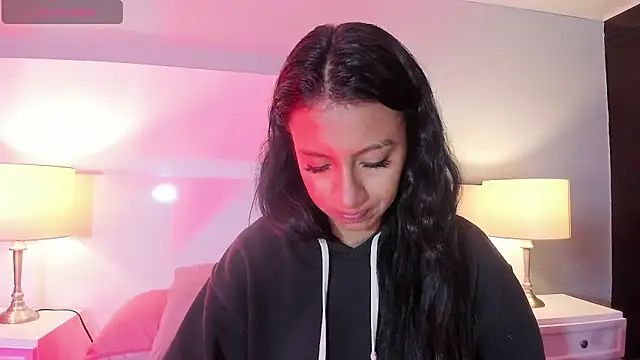 Tamaraakins online show from 10/24/25, 01:07