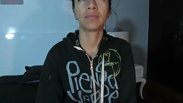 Tamaraakins online show from 11/18/25, 12:20