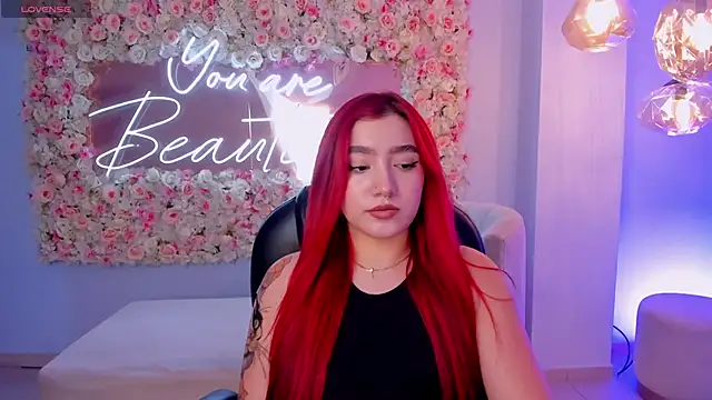 ViolettCastel online show from 03/17/25, 07:48