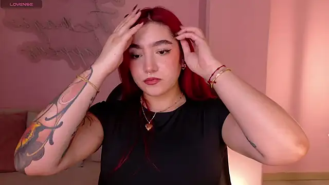 ViolettCastel online show from 12/03/25, 06:17