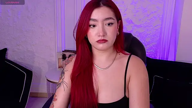 ViolettCastel online show from 01/14/26, 07:30