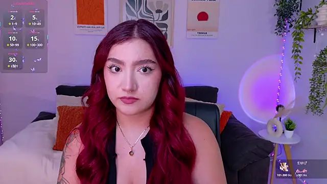 Snapshot of ViolettCastel chatting on 06/15/26, 08:22 ViolettCastel online show from 06/15/26, 08:22