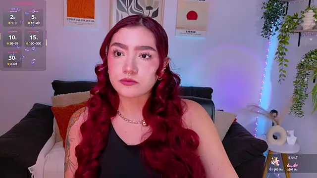 Snapshot of ViolettCastel chatting on 07/15/26, 12:05 ViolettCastel online show from 07/15/26, 12:05